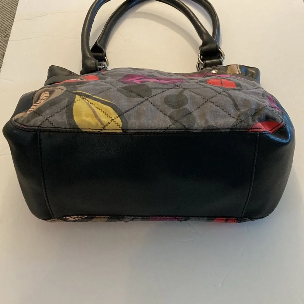 Relic Quilted Shoulder Bag purse Black Multicolor Floral purple interior - Picture 5 of 13